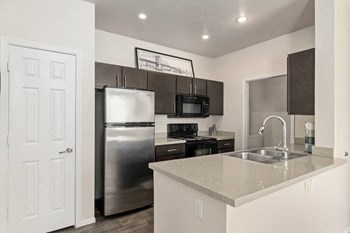 3625 E Ray Rd 1-3 Beds Apartment for Rent - Photo Gallery 2