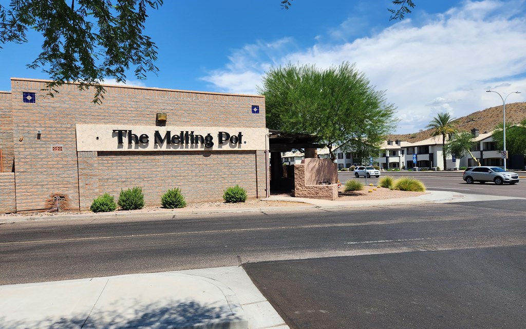 Mountainside Neighborhood Amenity The Melting Pot