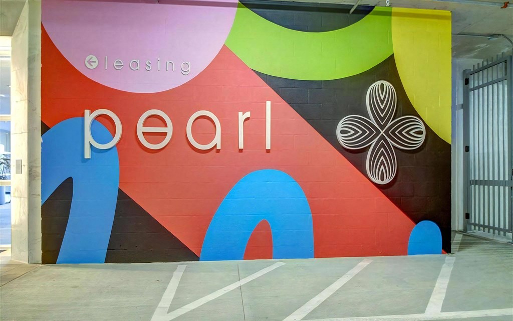 Sign Pointing to Leasing Office