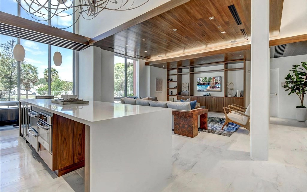 Resident Lounge with Kitchen