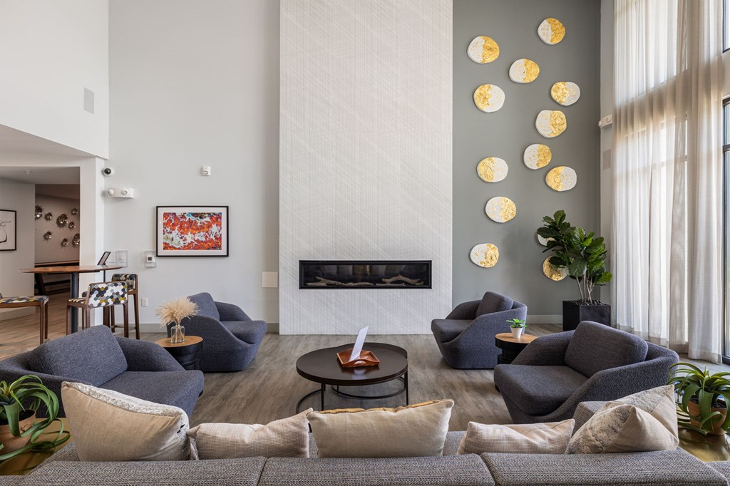 Rhythm Resident Lounge with Fireplace