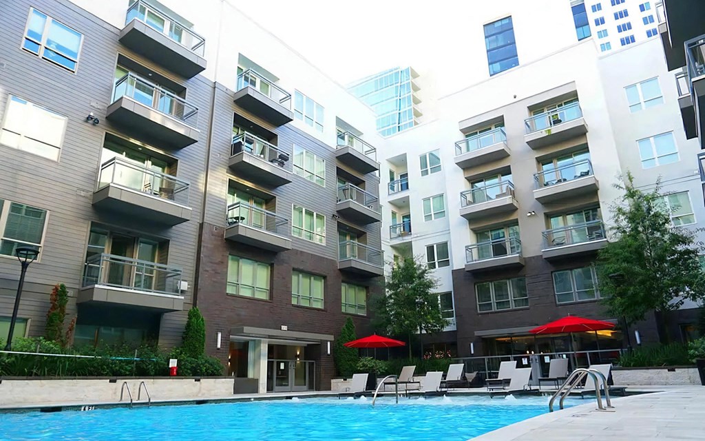 Resort Style Swimming Pool
