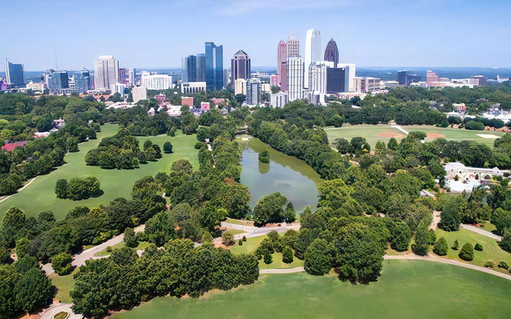 Expansive Views of Piedmont Park Near Tens on West