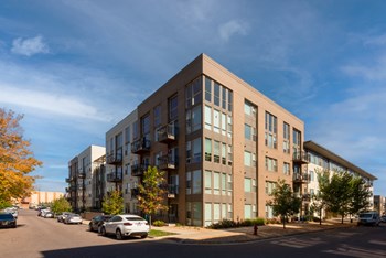 7110 W Virginia Avenue Studio-2 Beds Apartment for Rent - Photo Gallery 3