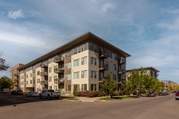 7110 W Virginia Avenue Studio-2 Beds Apartment for Rent - Photo Gallery 4