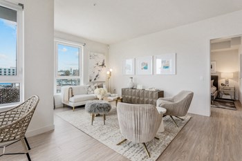 1919 Pacific Highway Studio-2 Beds Apartment for Rent - Photo Gallery 3