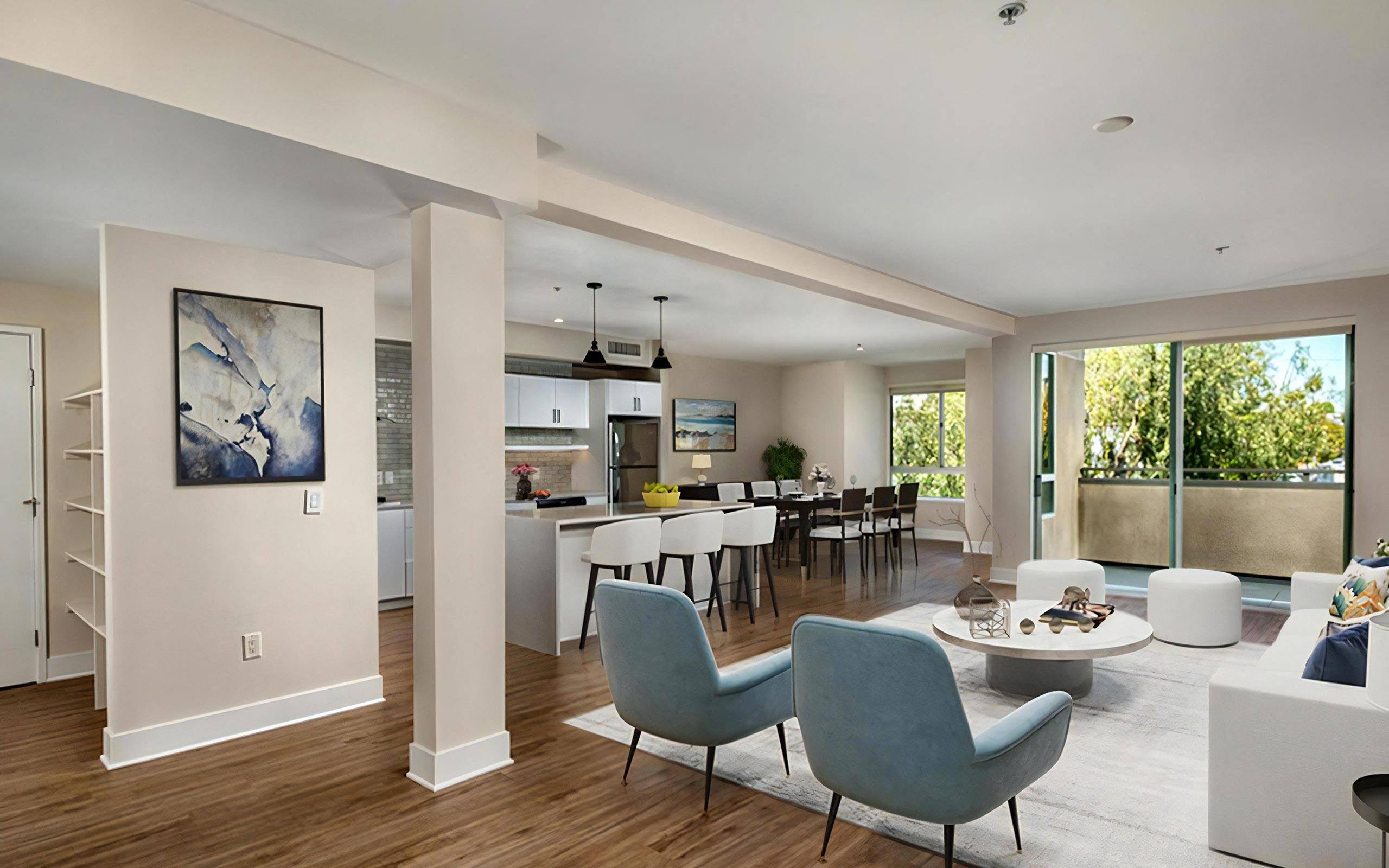 Venice On Rose is a similar property to 1601 Venice, The located in Venice