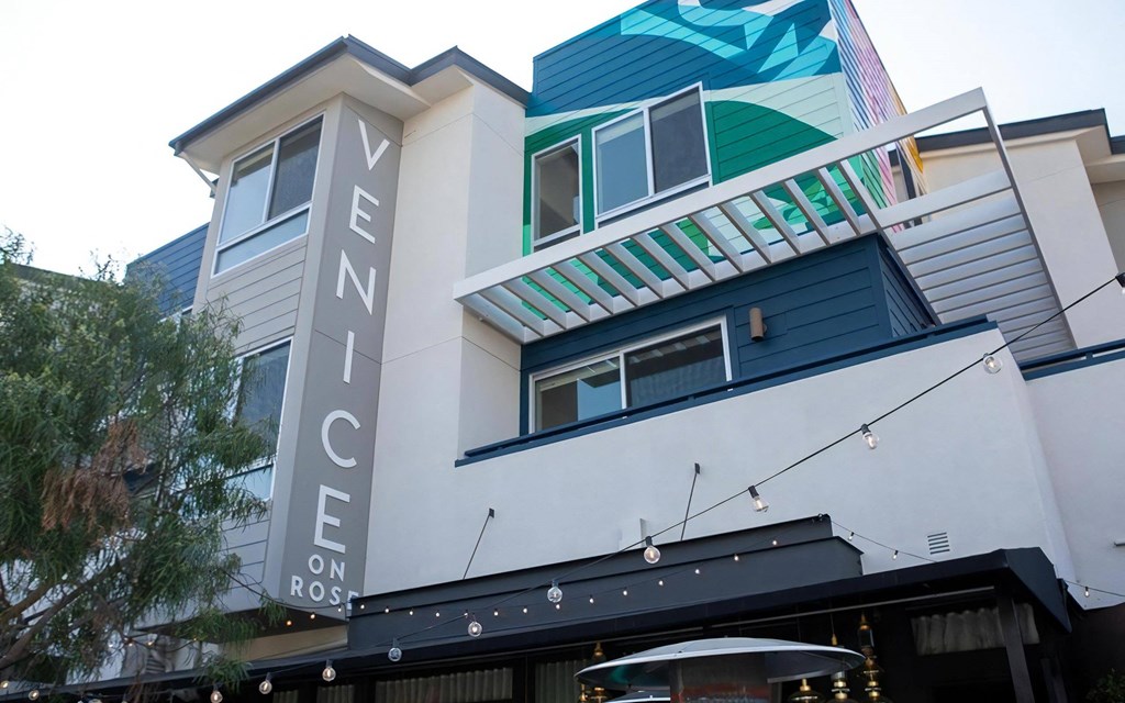 Venice on Rose Neighborhood Shopping Take a Stroll to Shop Local Unique Boutiques and Eateries