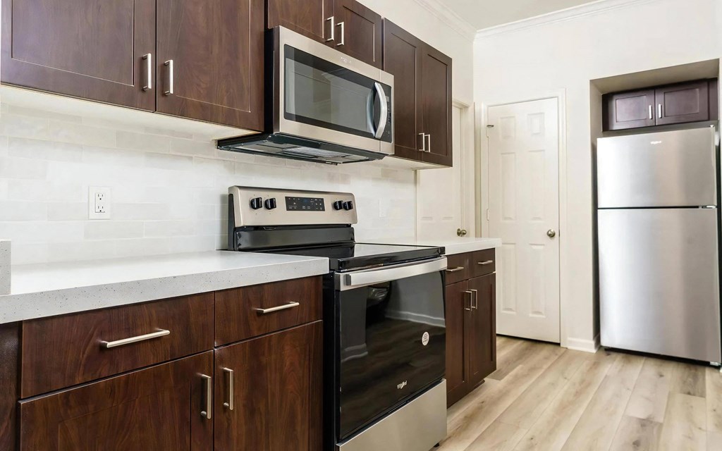 Quartz Countertops in Kitchen