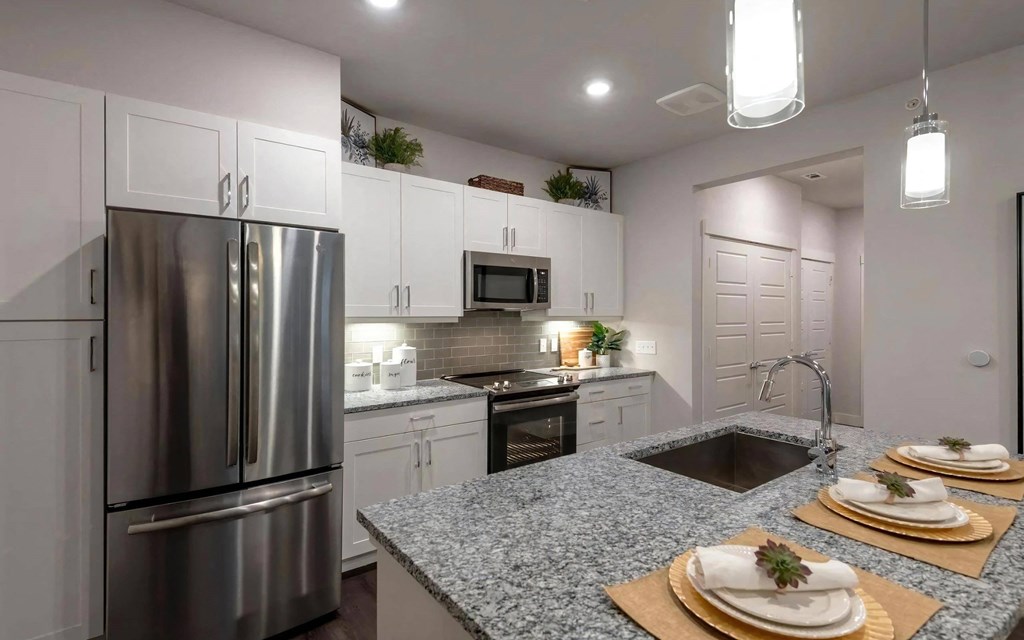 Quartz and Granite Counter Tops