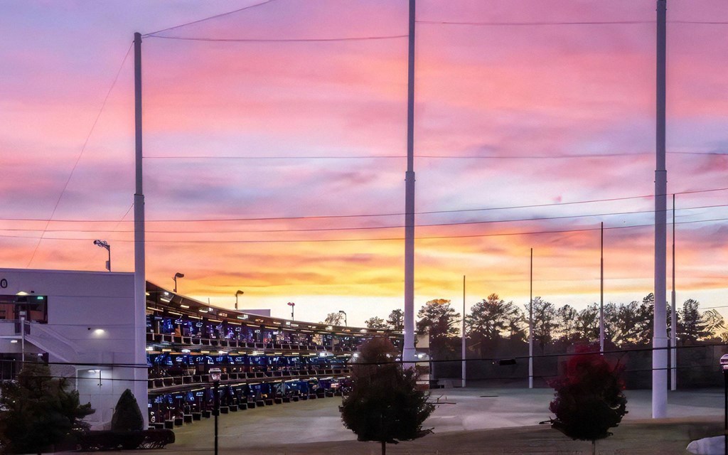 Broadstone Upper Westside Community Local Entertainment Enjoy a Diverse, Active Neighborhood with a Variety of Cultural Entertainment Options and Events