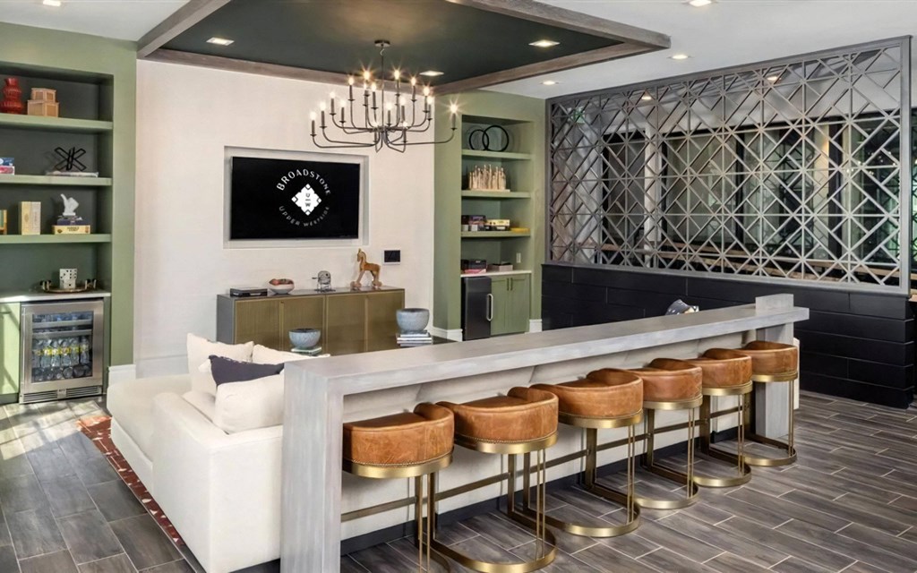 Broadstone Upper Westside Community Clubhouse Large Clubhouse with Entertainment Center