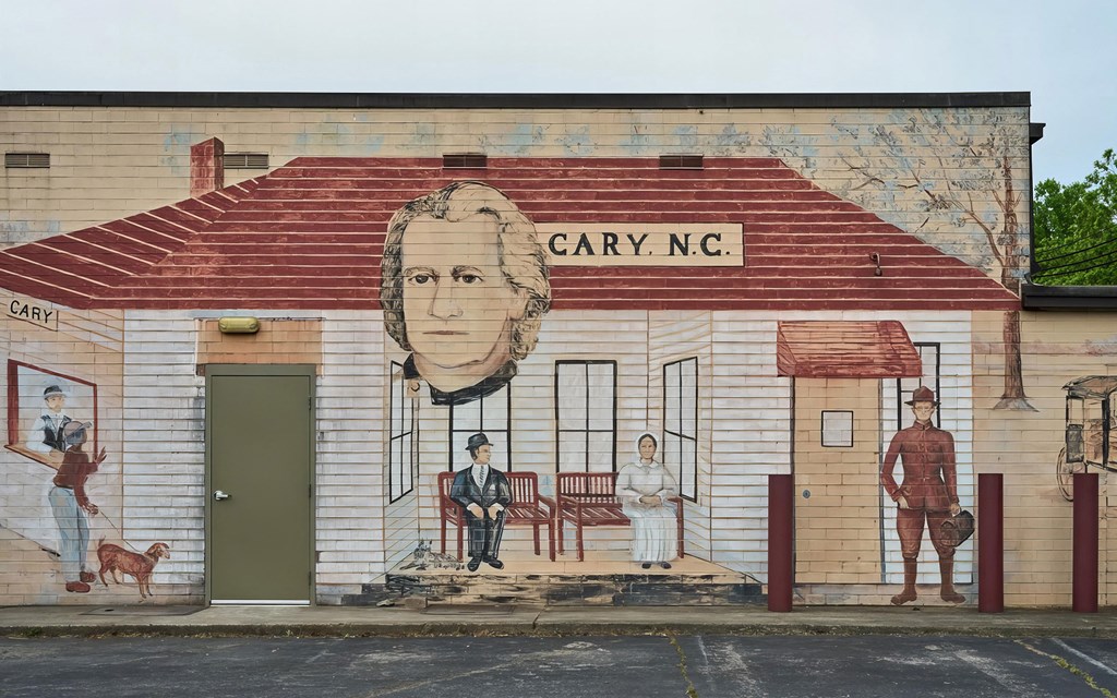 Access to local Cary landmarks and public artwork near Novel Cary