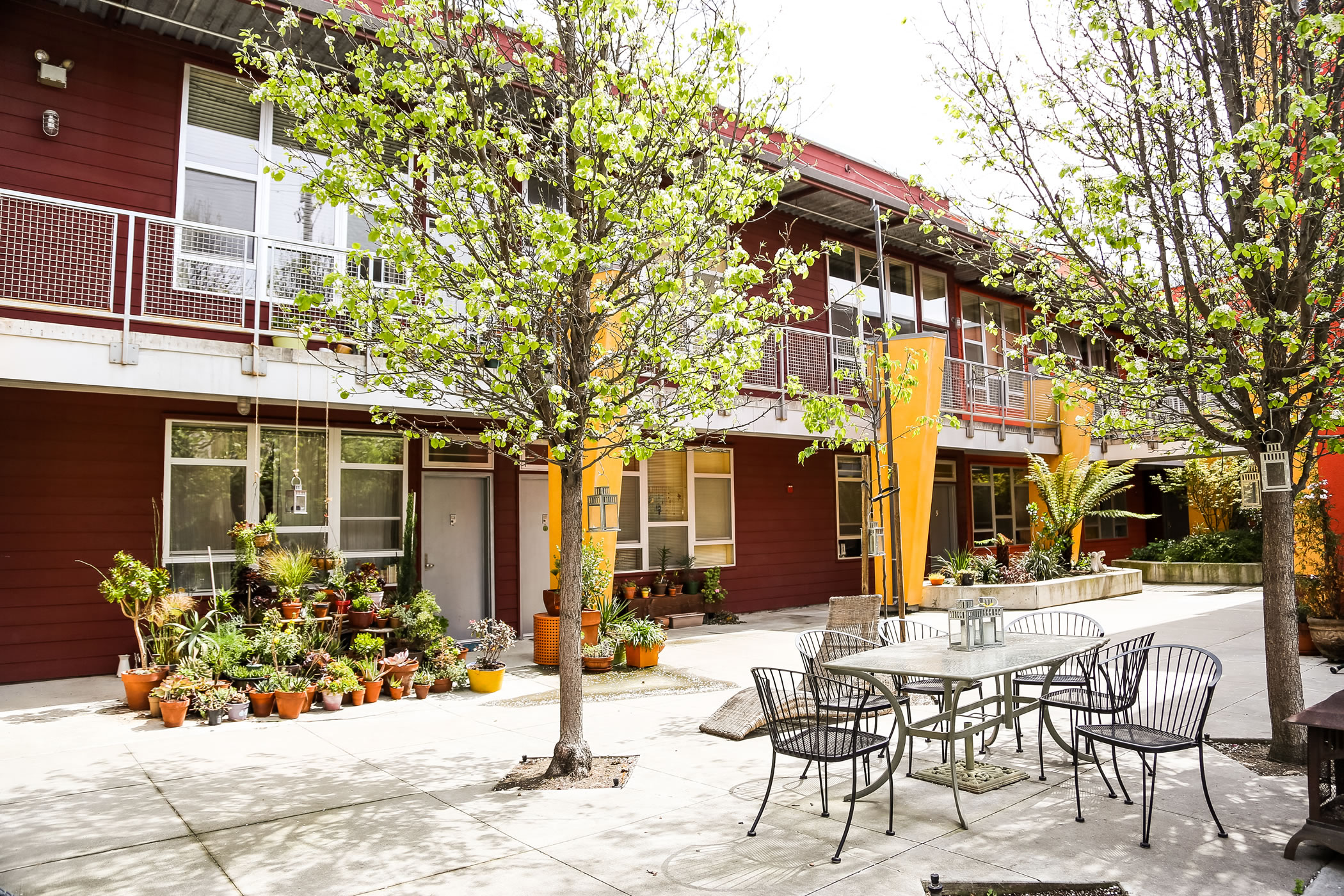 B2 courtyard ground level view 1