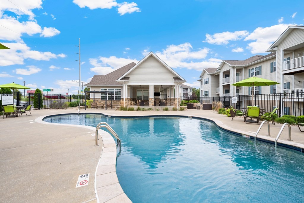 pool at the enclave at woodbridge apartments in sugar land, tx