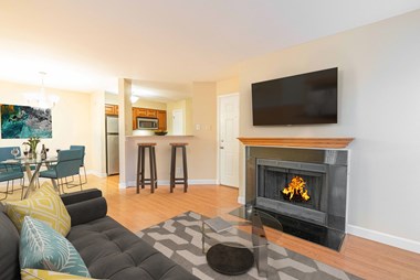 915 Peach Hill Lane 1-2 Beds Apartment for Rent