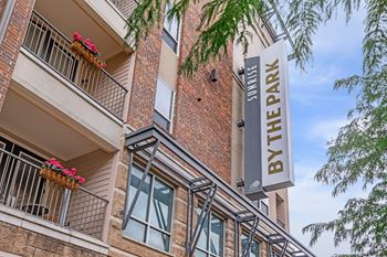 the building in which the hotel is located