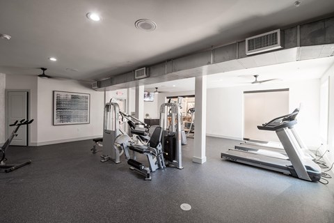 the gym at the flats at obsidian