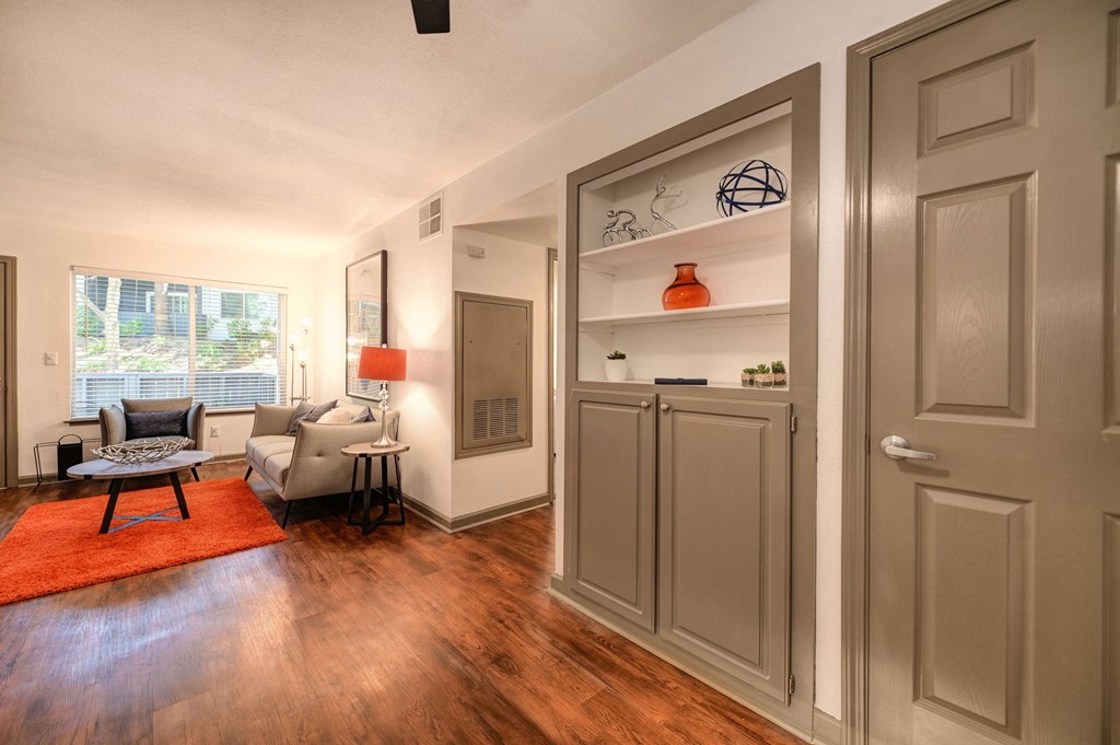 Sandpiper 1 bedroom Living and Dining area