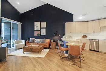 Bay 151 - Photo Gallery 6