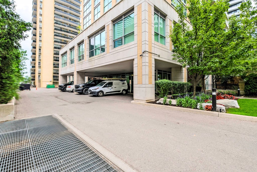 Vivere Apartments Rear 1