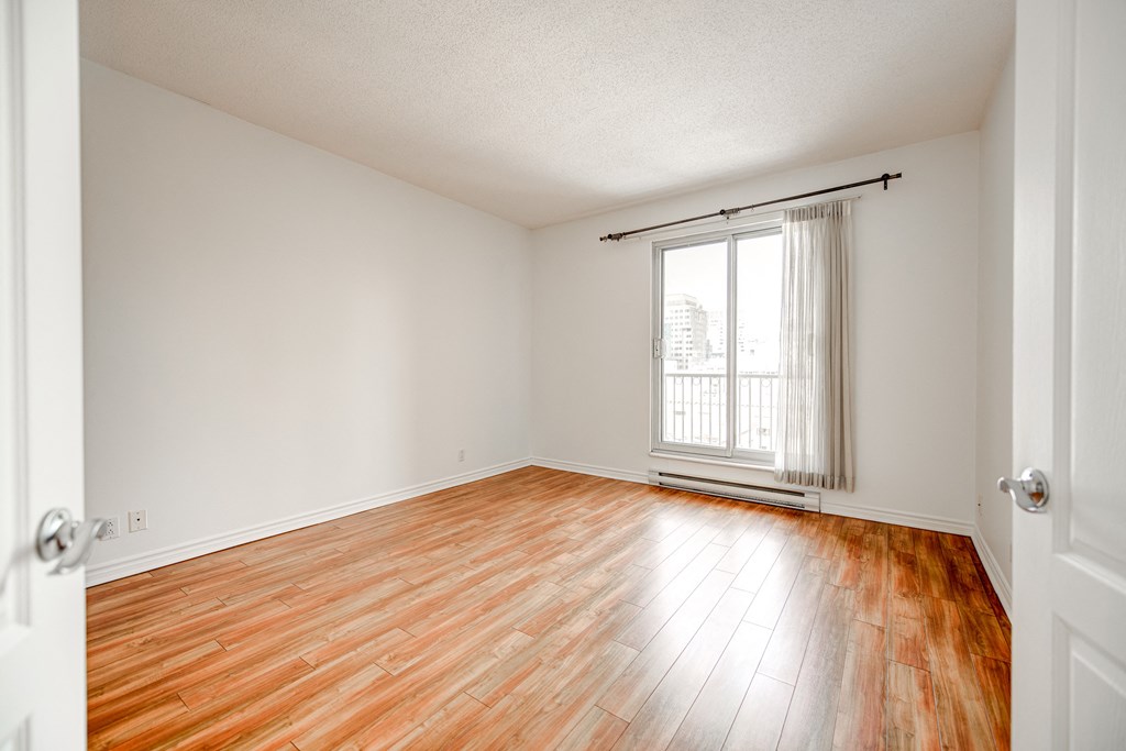 Le-Demetrius-2-Bedroom-1