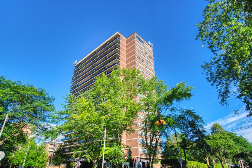 50 Prince Arthur Apartments, 50 Prince Arthur Avenue, Toronto, ON