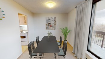 1591 Lycée Place Studio-3 Beds Apartment for Rent - Photo Gallery 5