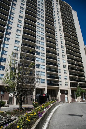 25 Best Luxury Apartments In Toronto On With Photos Rentcafe
