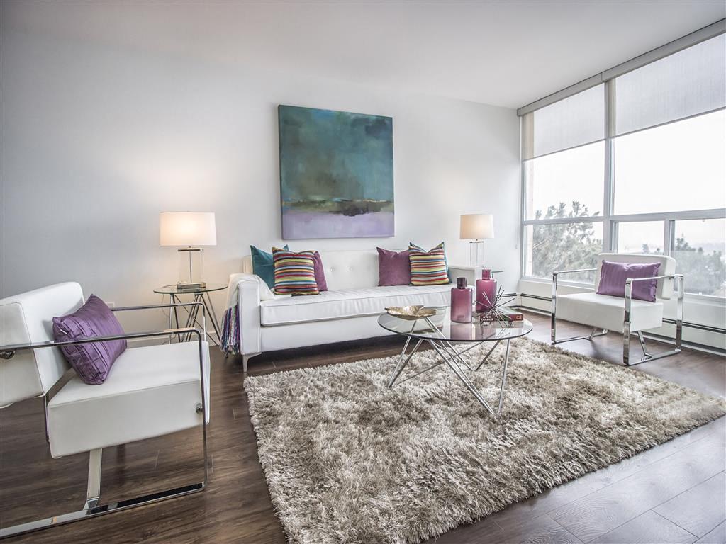 Bright spacious and renovated rooms.  Thumbnail click to zoom.