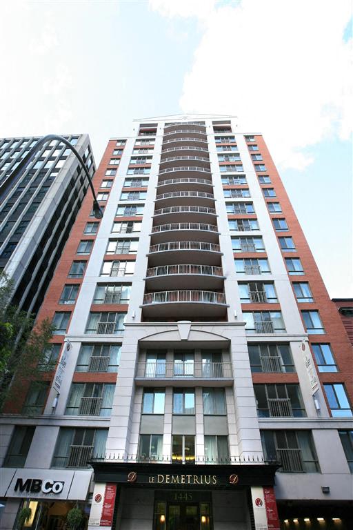 Welcome to Le Demetrius centrally located in Downtown Montreal.  Thumbnail click to zoom.