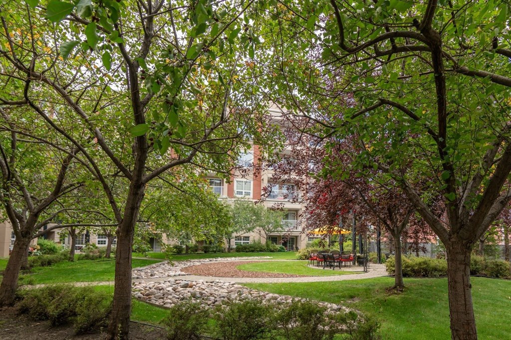 Landscaped Courtyard