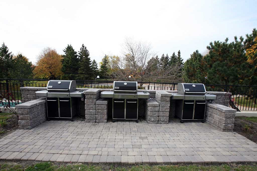 Barbeque Area. Thumbnail click to zoom.