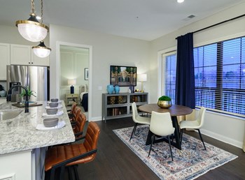 Dining Area Dining Area at Fairfax, Columbus, OH - Photo Gallery 3