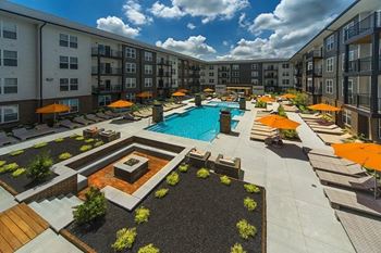an aerial view of an apartment complex with a swimming poolat Madison Park Apartments, Columbus, Ohio
