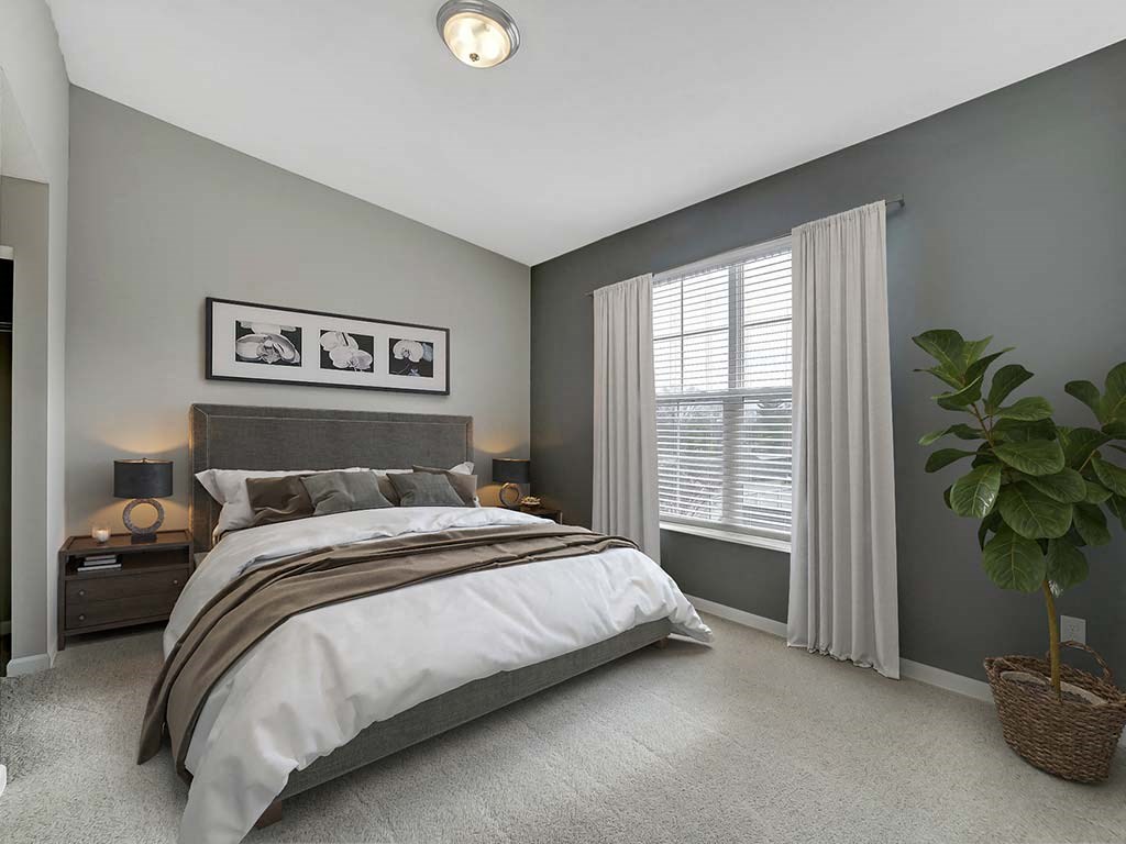 Bedroom with interior plants at Madison Park Apartments, Ohio, 43214
