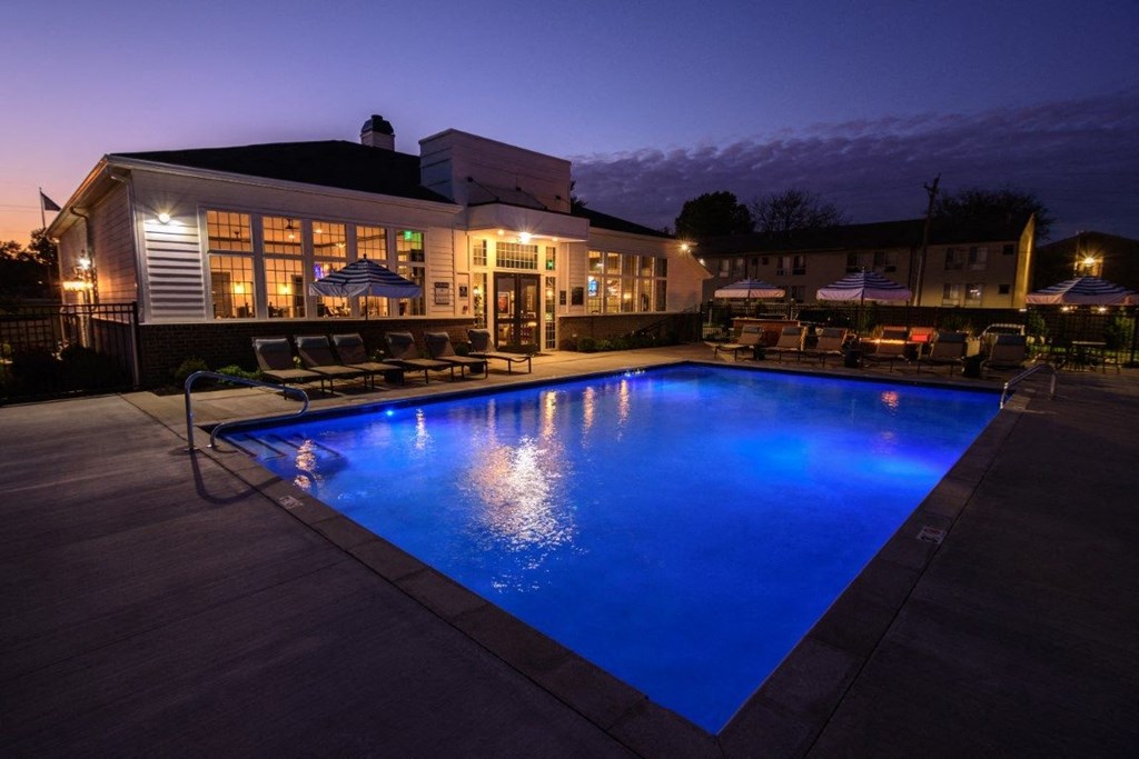 the pool is lit up at night at the resort at Elan Park, Columbus, OH 43231