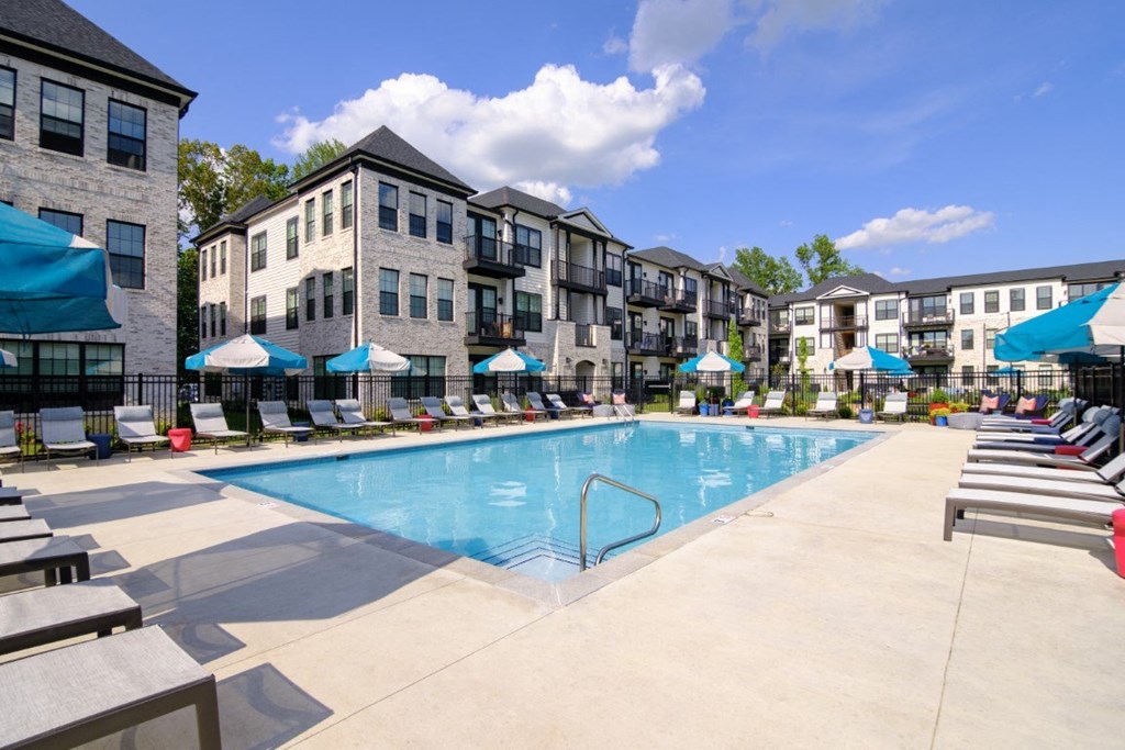 Dalton Pool at day at Dalton, New Albany