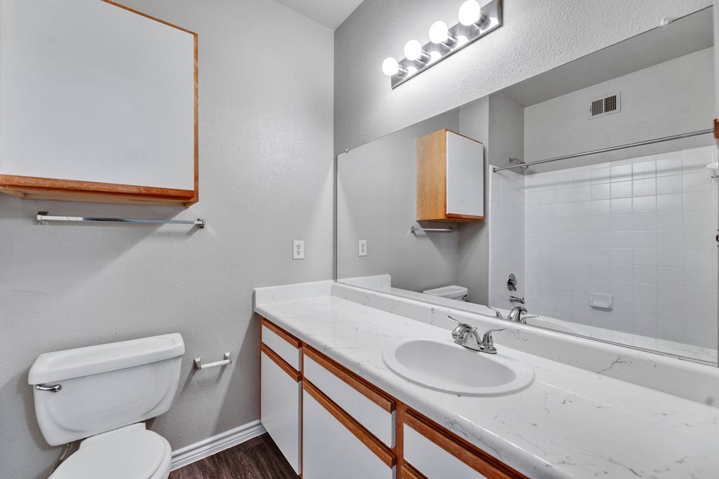 the ensuite bathroom of our two bedroom apartment atrium