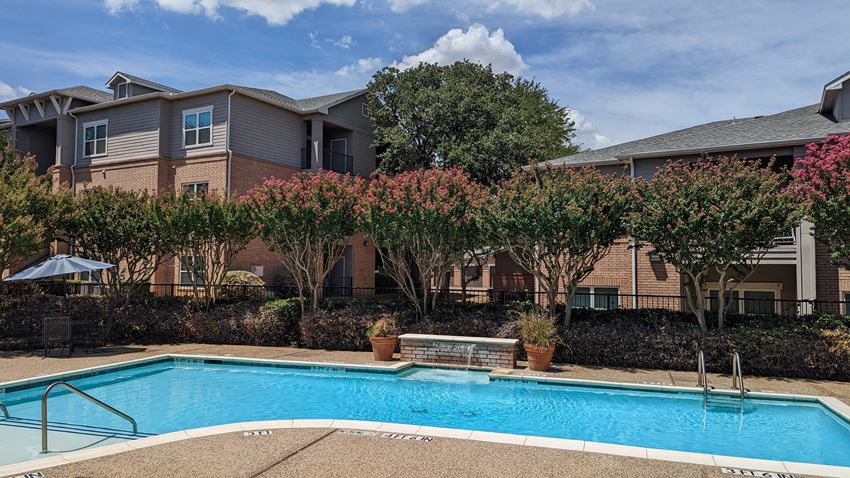 Pooll Pool - Photo Gallery