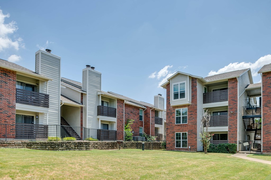 the preserve at ballantyne commons apartments exterior view