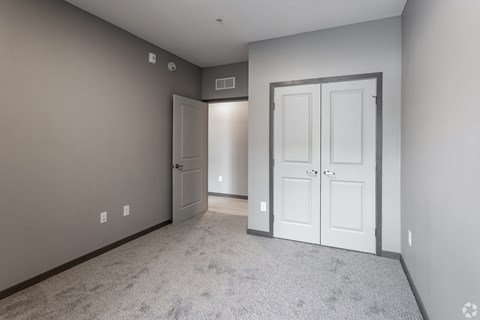 3511 South Broadway Street 1-2 Beds Apartment for Rent