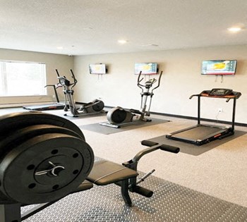 Fitness Center - Photo Gallery 11