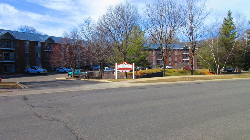 Palomino East Apartments, 12555 Pennock Avenue, Apple Valley, MN RentCafe