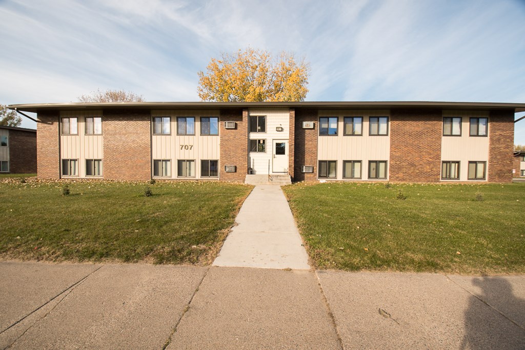 A building with the number 707 on it.