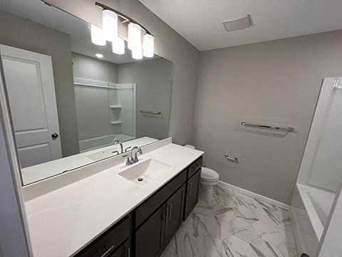 10064 32nd St NE inside 4