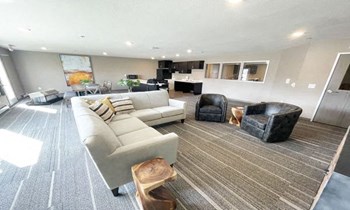 Comm Room - Photo Gallery 6
