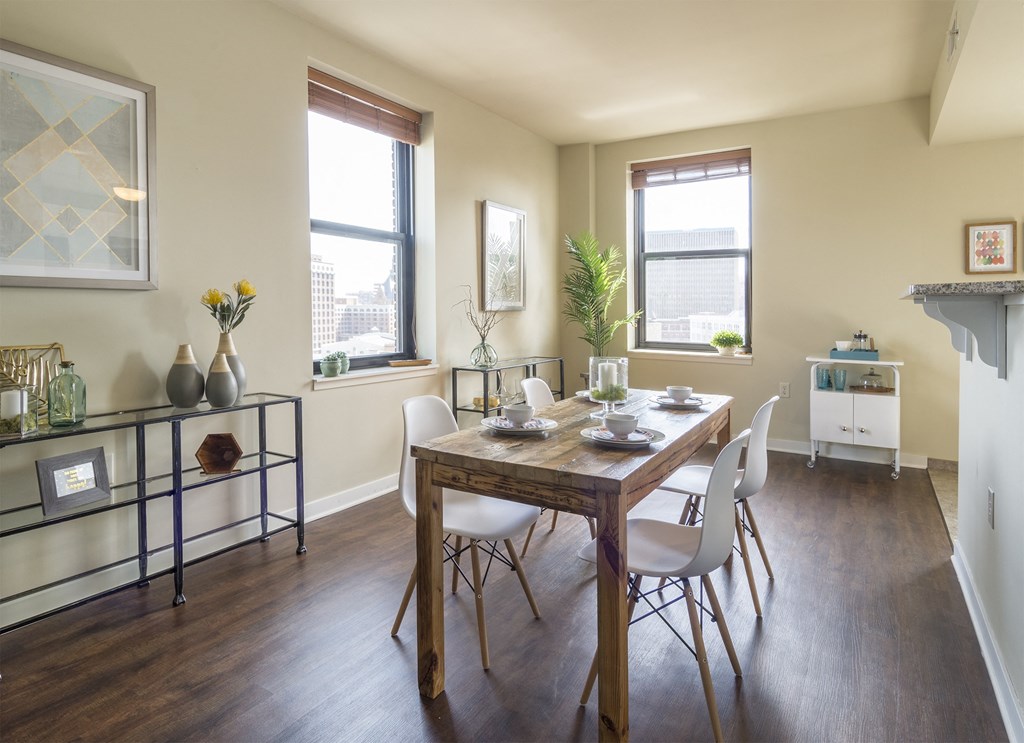 Fitted Kitchen With Island Dining at Grand Wisconsin, Milwaukee