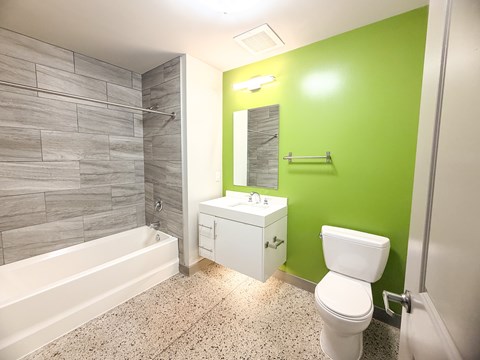 306 E. 12Th St 1-2 Beds Apartment for Rent