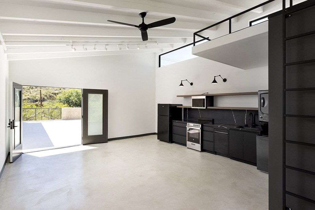 ArtLofts Upper Level Unit Laguna Beach